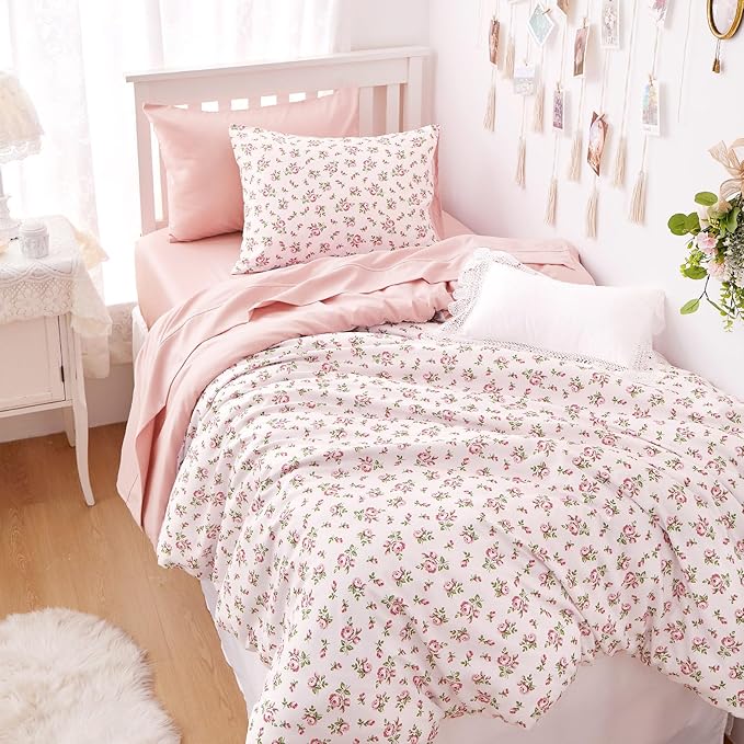 Wake In Cloud - Coquette Duvet Cover Set, Floral Cottagecore Flower Shabby Chic Cute Aesthetic, Soft Lightweight Bedding for Women Teen Girls, 3-Piece, Pink, Twin/Twin XL Size