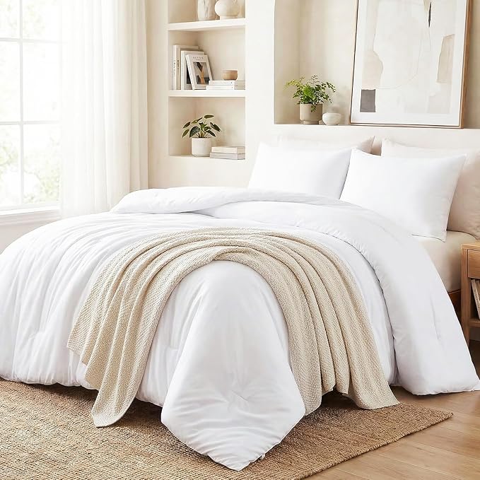 CozyLux Full Size Comforter Set White, 3 Pieces Solid Breathable Quilted Bedding Sets, Luxury Lightweight Soft Bed Set with Down Alternative Comforter and 2 Pillowcases for All Seasons