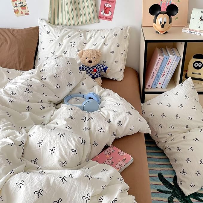 mixinni Vintage Bowknot Pattern Duvet Cover Set - Twin Size, 3 Pieces (1 Duvet Cover + 2 Pillowcases) - Boho Chic Black Bow Design Bedding with Zipper Closure for Girls & Women