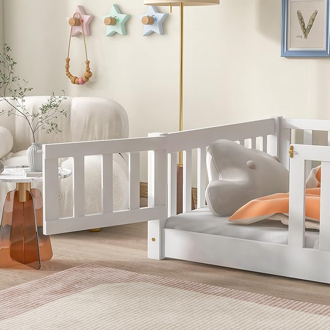 Bellemave Twin Floor Bed with Slats and Door, Twin Size Montessori Floor Bed with Fence and Door, Easy Assemble Montessori Beds Frame for Girls, Boys, White