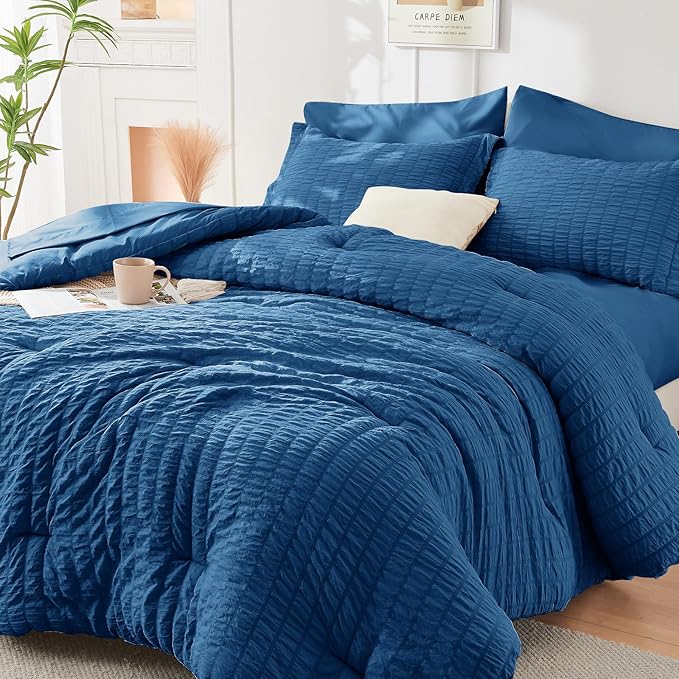 HYMOKEGE Teal Duvet Cover Queen Size, Ultra Soft 3-Piece Seersucker Duvet Cover Set with Zipper Closure, Soft Brushed Microfiber Bedding Set with 8 Corner Ties (90"x90", 2 Pillowshams)