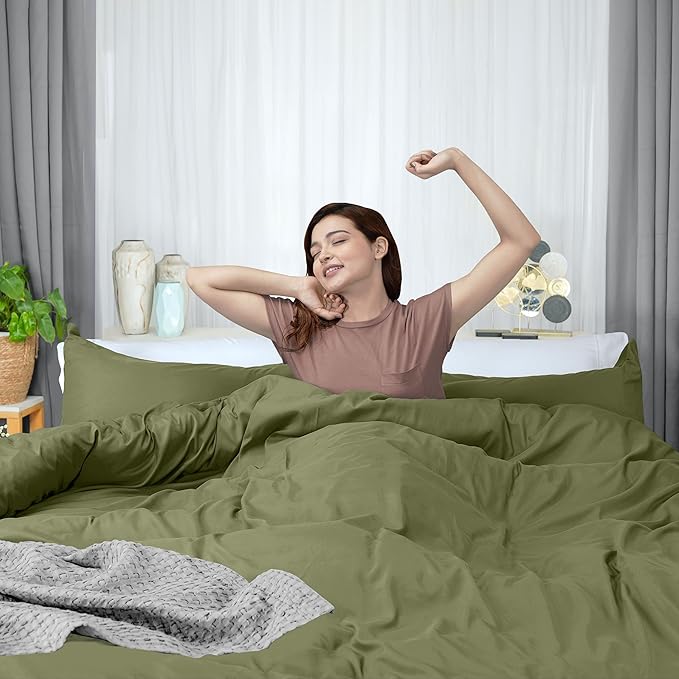 Utopia Bedding Duvet Cover Queen Size - 3 Piece with Zipper Closure - 1 Comforter Cover 90X90 Inches & 2 Pillow Shams 20X26 Inches (Olive) Comforter Not Included