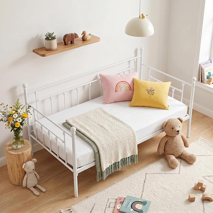 VECELO Daybed Frame, Twin Size Metal Platform Bed with Headboard,Heavy Duty Steel Slats Support for Living Room Bedroom Guest Room, Easy Assembly