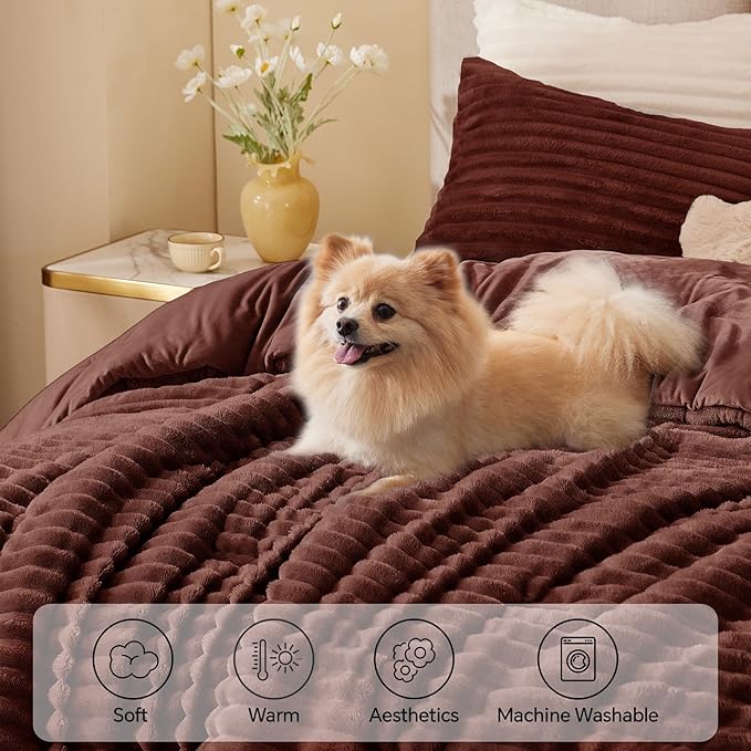BEDELITE Fleece Queen Comforter Set -Super Soft & Warm Fluffy Hot Chotolate Bedding, Luxury Fuzzy Heavy Bed Set for Winter with 2 Pillow Cases