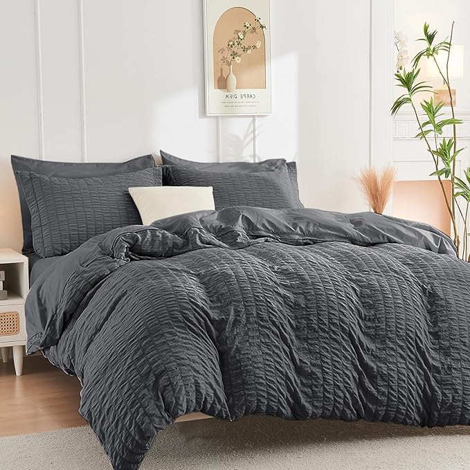 HYMOKEGE Dark Grey Duvet Cover Full Size, Ultra Soft 3-Piece Seersucker Duvet Cover Set with Zipper Closure, Soft Brushed Microfiber Bedding Set with 8 Corner Ties (80"x90", 2 Pillowshams)