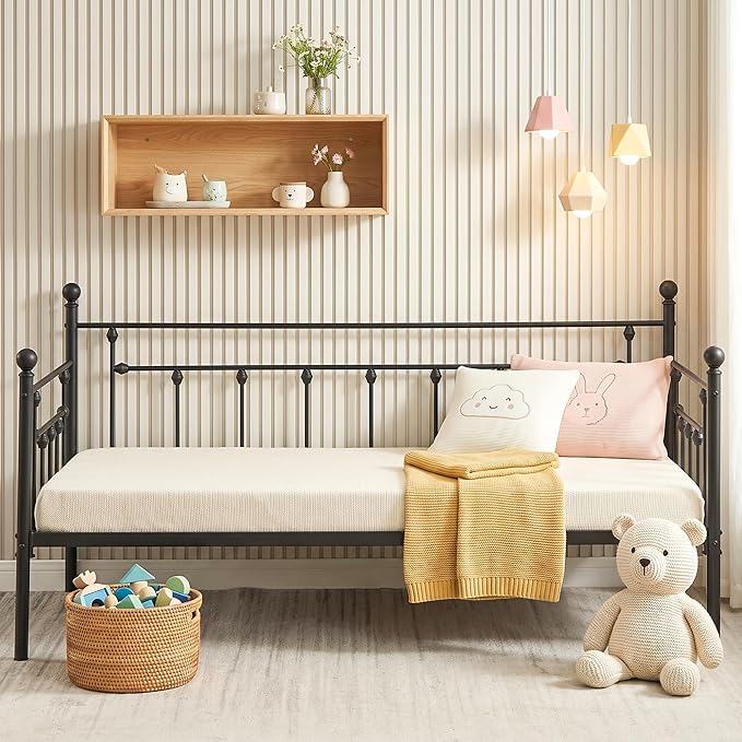 VECELO Daybed Frame, Twin Size Metal Platform Bed with Headboard,Heavy Duty Steel Slats Support for Living Room Bedroom Guest Room, Easy Assembly