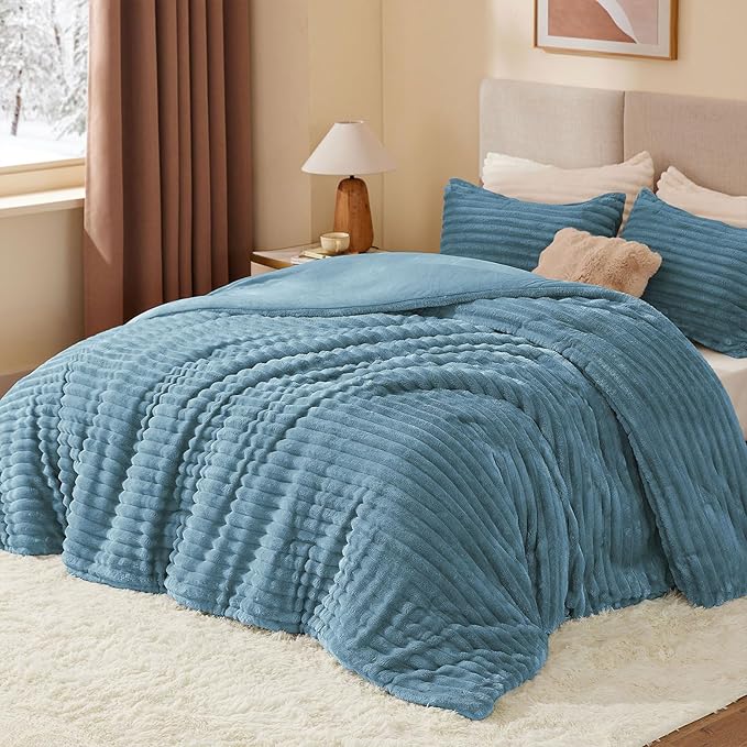 BEDELITE Fleece Twin Comforter Set -Super Soft & Warm Fluffy Blue Fog Bedding, Luxury Fuzzy Heavy Bed Set for Winter with 1 Pillow case