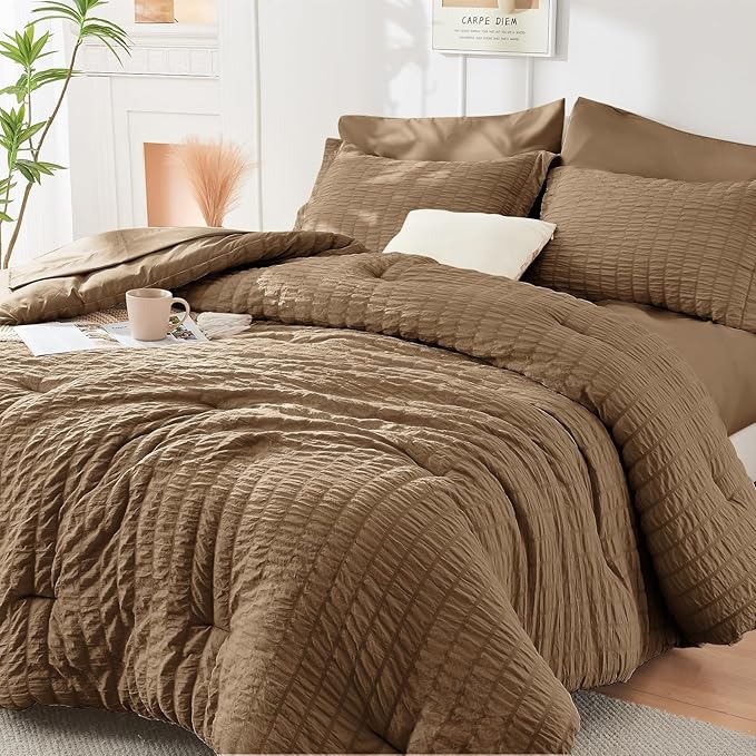 HYMOKEGE Brown California King Comforter Set Seersucker 7 Pieces, All Season Luxury Bed in a Bag for Bedroom, Bedding Set with Comforter, Sheets, Pillowcases & Shams