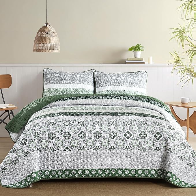 WONGS BEDDING Green Quilt Set King Size,Boho Striped Patchwork Bedspread Coverlet Set,3 Pieces Microfiber Bedding Set for All Seasons (104"×90")