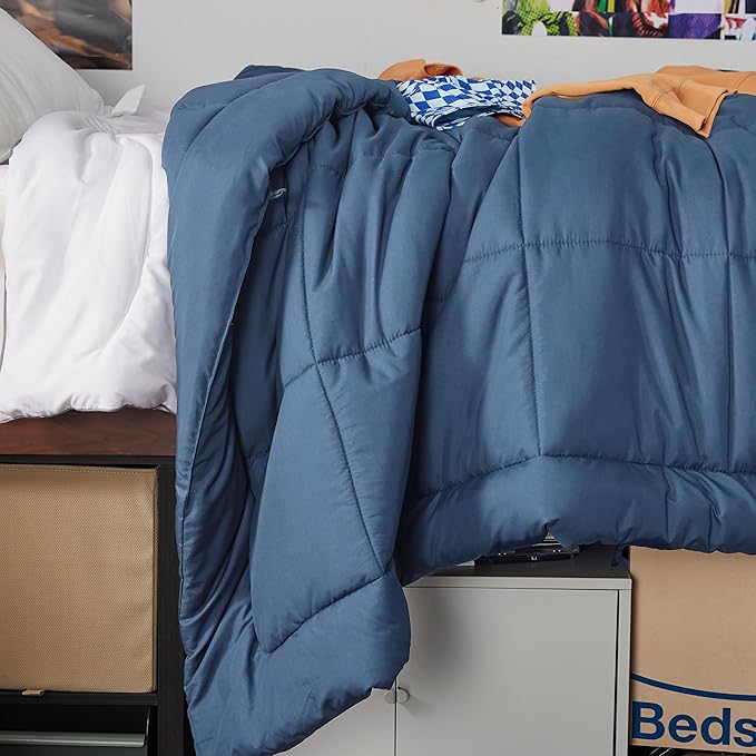 Bedsure Comforter Duvet Insert - Quilted Comforters Twin Size, All Season Duvet, GentleSoft Down Alternative Bedding Blanket, with 8 Tabs, Gifts for Women/Men, Dark Slate Blue, Twin 88 x 68 Inches