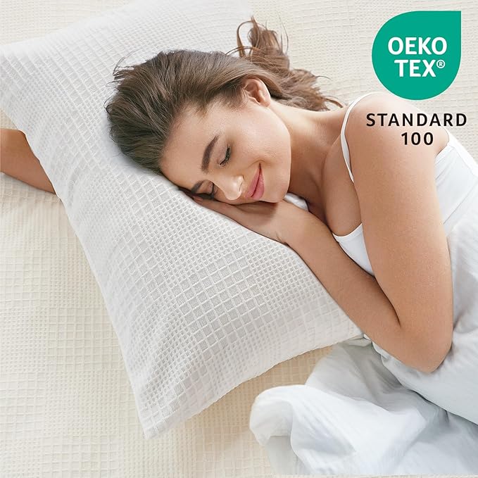 BEDELITE Flannel King Size Pillow Cases Set of 2, Decorative Waffle Weave Fleece Pillowcasess with Zipper for Bedroom, Sofa, Luxury Cozy Pillow Shams for All Seasons(20x40 Inches, White-Waffle)