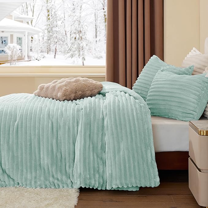 BEDELITE Fleece Twin Comforter Set -Super Soft & Warm Fluffy Light Green Bedding, Luxury Fuzzy Heavy Bed Set for Winter with 1 Pillow case