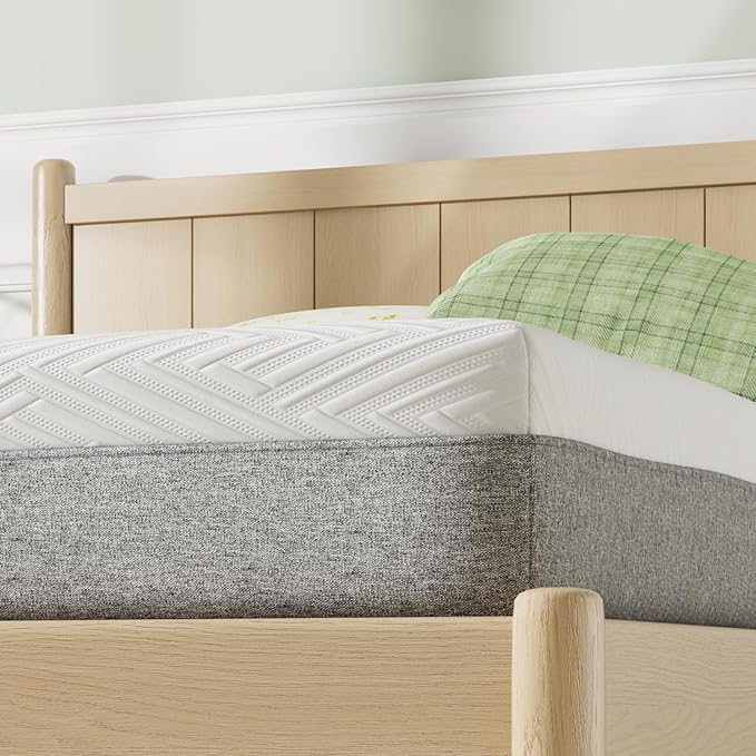 Novilla Full Size Mattress, 6 Inch Full Mattresses for Kids, Gel-Infused Memory Foam Mattress for Pain Relief & Supportive & Cooling Sensation, CertiPUR-US Certified in a Box