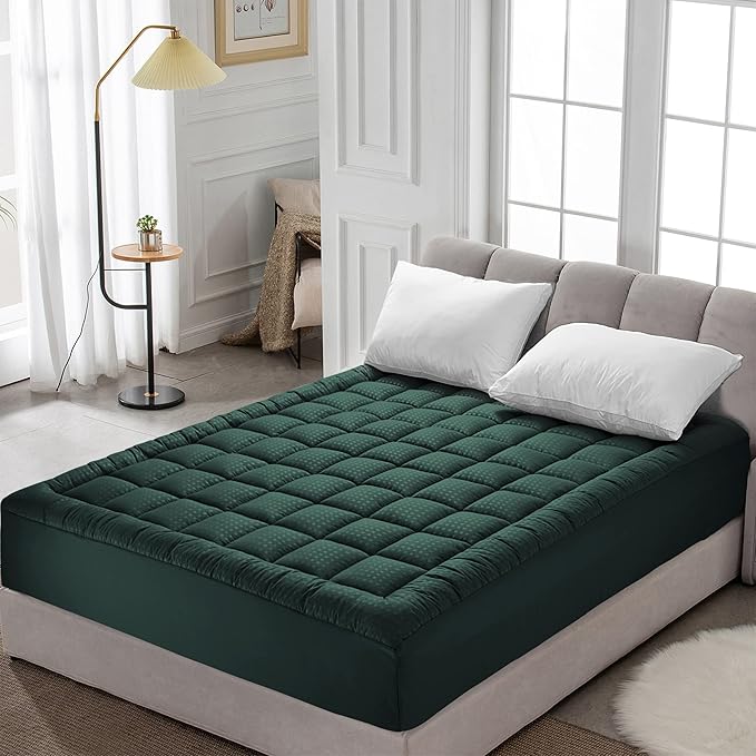 HYLEORY Twin Mattress Pad Quilted Fitted Mattress Protector Cooling Pillow Top Mattress Cover Breathable Fluffy Soft Mattress Topper with 8-21" Deep Pocket, Green