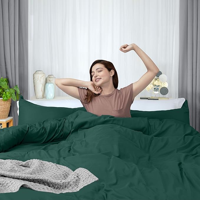 Utopia Bedding Duvet Cover Queen Size - 3 Piece with Zipper Closure - 1 Comforter Cover 90X90 Inches & 2 Pillow Shams 20X26 Inches (Emerald) Comforter Not Included