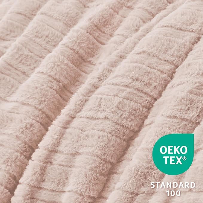 BEDELITE Fleece King Comforter Set -Super Soft & Warm Fluffy Pink Faux Fur Bedding, Luxury Fuzzy Heavy Bed Set for Winter with 2 Pillow Cases