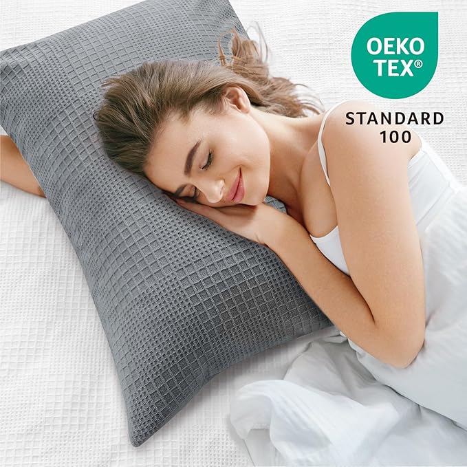 BEDELITE Flannel King Size Pillow Cases Set of 2, Decorative Waffle Weave Fleece Pillowcasess with Zipper for Bedroom, Sofa, Luxury Cozy Pillow Shams for All Seasons(20x40 Inches, Grey-Waffle)