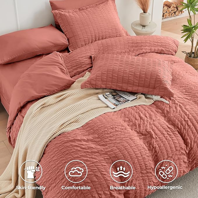 HYMOKEGE Coral Twin Comforter Set Seersucker 5 Pieces, All Season Luxury Bed in a Bag for Bedroom, Bedding Set with Comforter, Sheets, Pillowcase & Sham