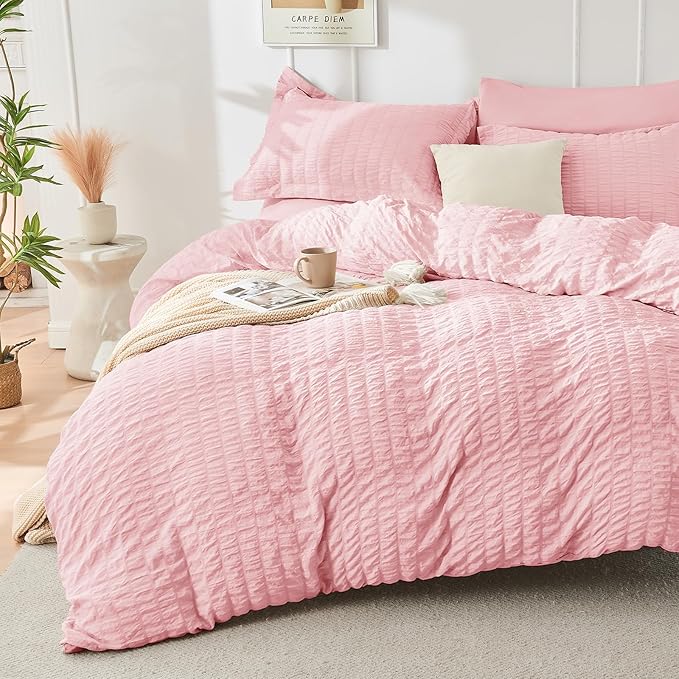 HYMOKEGE Pink Twin Size Duvet Cover, Ultra Soft 2-Piece Seersucker Duvet Cover Set with Zipper Closure, Soft Brushed Microfiber Bedding Set with 8 Corner Ties (68"x90", 1 Pillowshams)