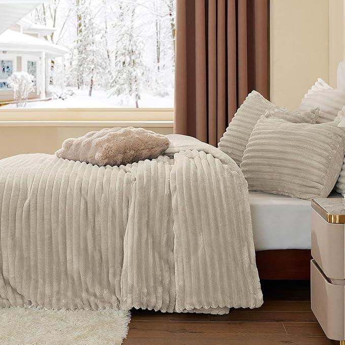 BEDELITE Fleece Full Comforter Set -Super Soft & Warm Fluffy Linen Bedding, Luxury Fuzzy Heavy Bed Set for Winter with 2 Pillow Cases