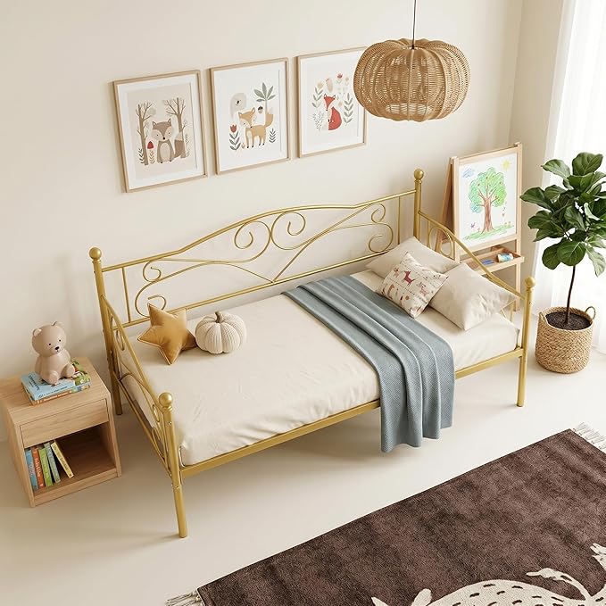VECELO Daybed Frame, Twin Size Metal Platform Bed with Headboard,Heavy Duty Steel Slats Support for Living Room Bedroom Guest Room, Easy Assembly