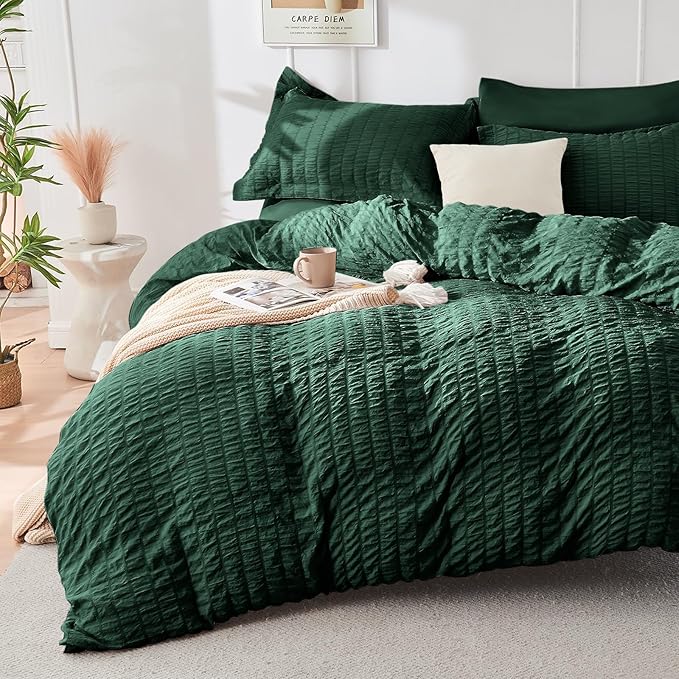 HYMOKEGE Emerald Green California King Comforter Set Seersucker 7 Pieces, All Season Luxury Bed in a Bag for Bedroom, Bedding Set with Comforter, Sheets, Pillowcases & Shams