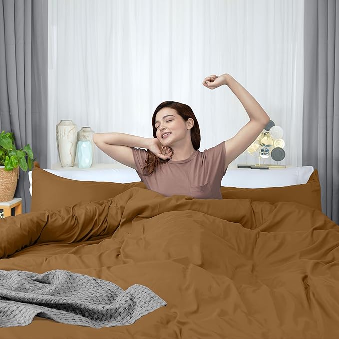 Utopia Bedding Duvet Cover Queen Size - 3 Piece with Zipper Closure - 1 Comforter Cover 90X90 Inches & 2 Pillow Shams 20X26 Inches (Mocha) Comforter Not Included