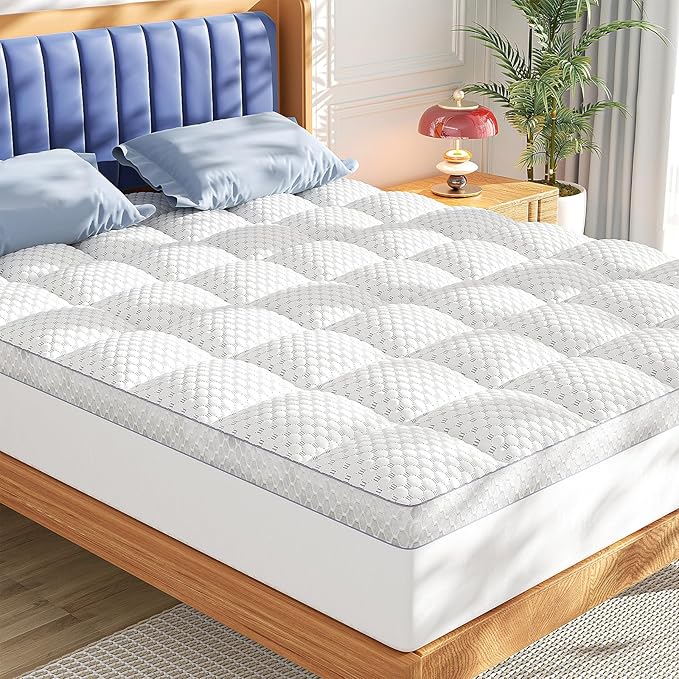 BEDELITE King Mattress Topper 3 Inch Thick Mattress Pad, Plush Pillow Top Bed Cover with Elastic Deep Pockets Up to 6-24 Inch for Pressure Relief, Shredded Memory Foam Filling (White)