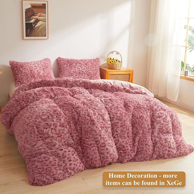 XeGe 20x54 Fluffy Cheetah Print Body Pillow Cover, Leopard Print Plush Fuzzy Faux Fur Body Pillowcase with Zipper, Farmhouse Shaggy Furry Long Pillow Cover for Women Side Sleeper, Pink