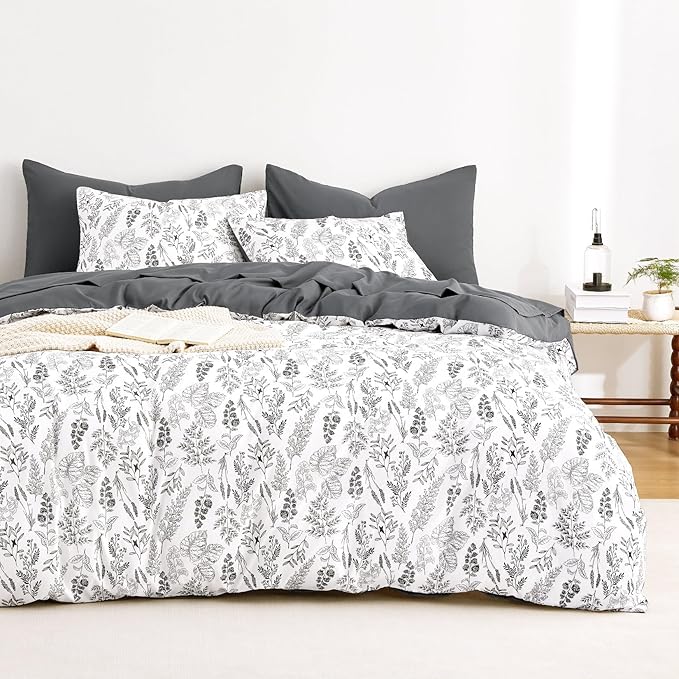Wake In Cloud - Floral Duvet Cover Set, Botanical Vintage Flower Coquette Cottagecore Aesthetic for Women Teen Girls, Soft Lightweight Bedding, 3-Piece, Charcoal, Queen Size