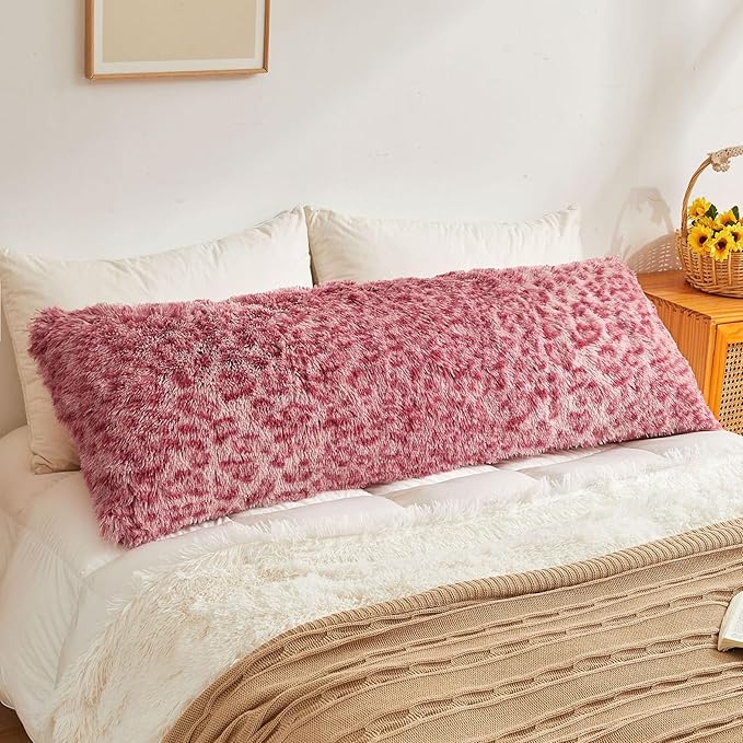 XeGe 20x54 Fluffy Cheetah Print Body Pillow Cover, Leopard Print Plush Fuzzy Faux Fur Body Pillowcase with Zipper, Farmhouse Shaggy Furry Long Pillow Cover for Women Side Sleeper, Pink