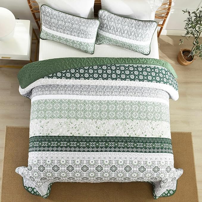 WONGS BEDDING Green Quilt Set King Size,Boho Striped Patchwork Bedspread Coverlet Set,3 Pieces Microfiber Bedding Set for All Seasons (104"×90")